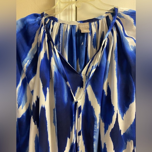 Chico’s blouse watercolors split v neck pop over Large - Picture 4 of 8